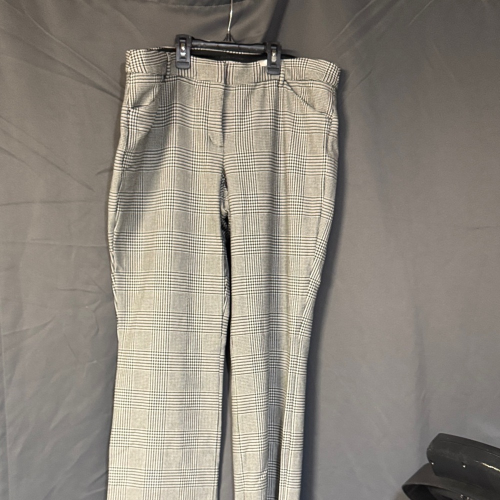Express Women's Gray Checkered Flare Pants